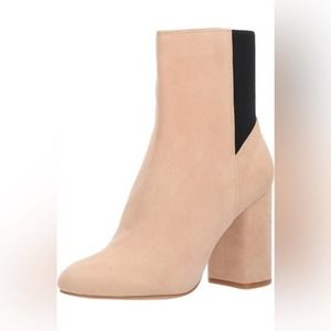 Dolce Vita Women's Ramona Boot,‎ blush suede, size 9